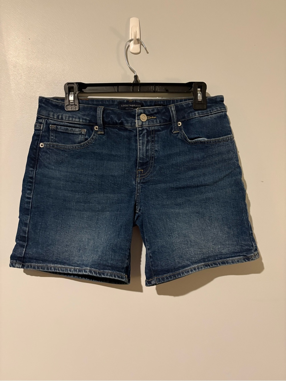 Lucky Brand Indigo Mid-Rise Jean Shorts